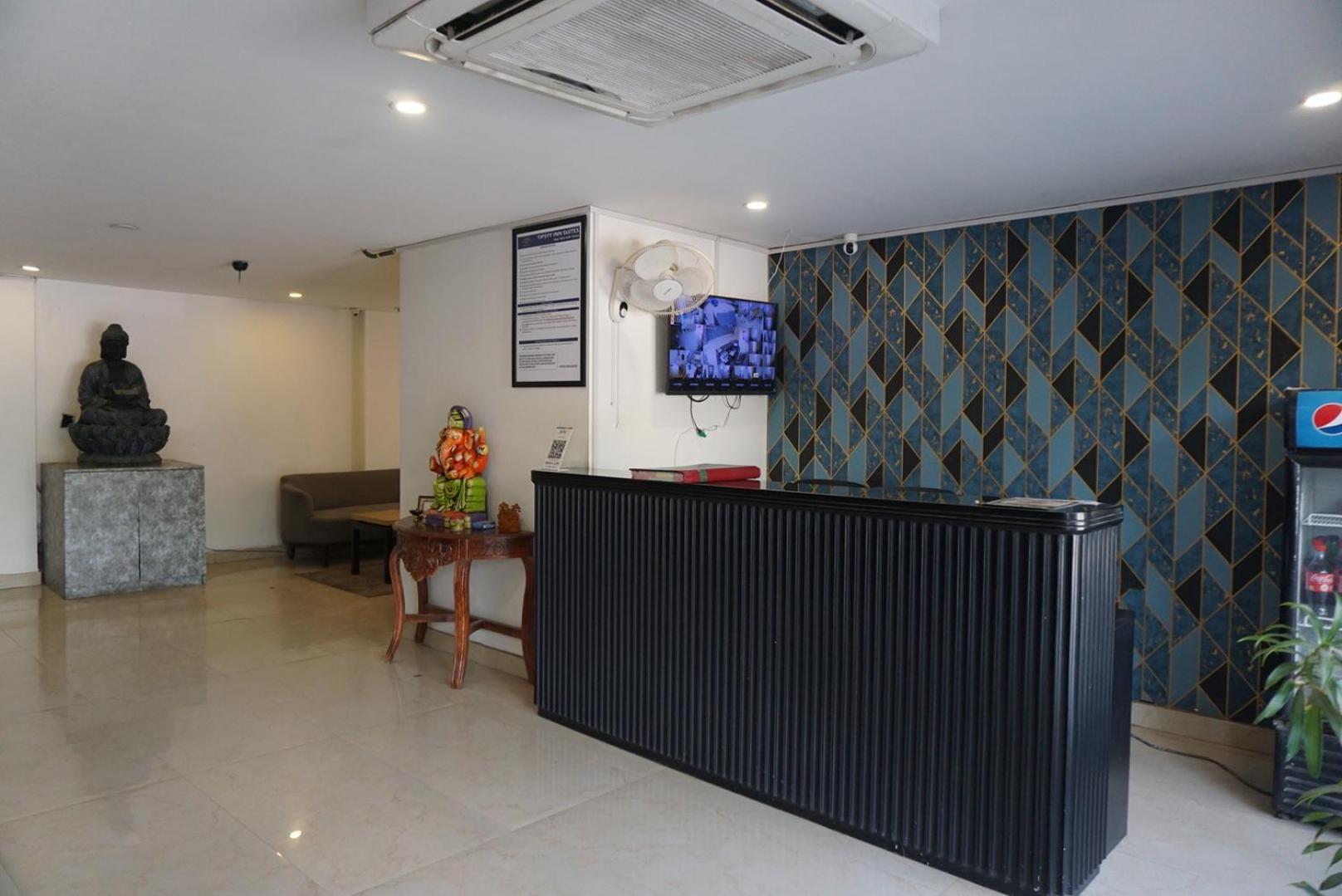 Tipsyy Inn 018 คูร์เคาน์ ภายนอก รูปภาพ